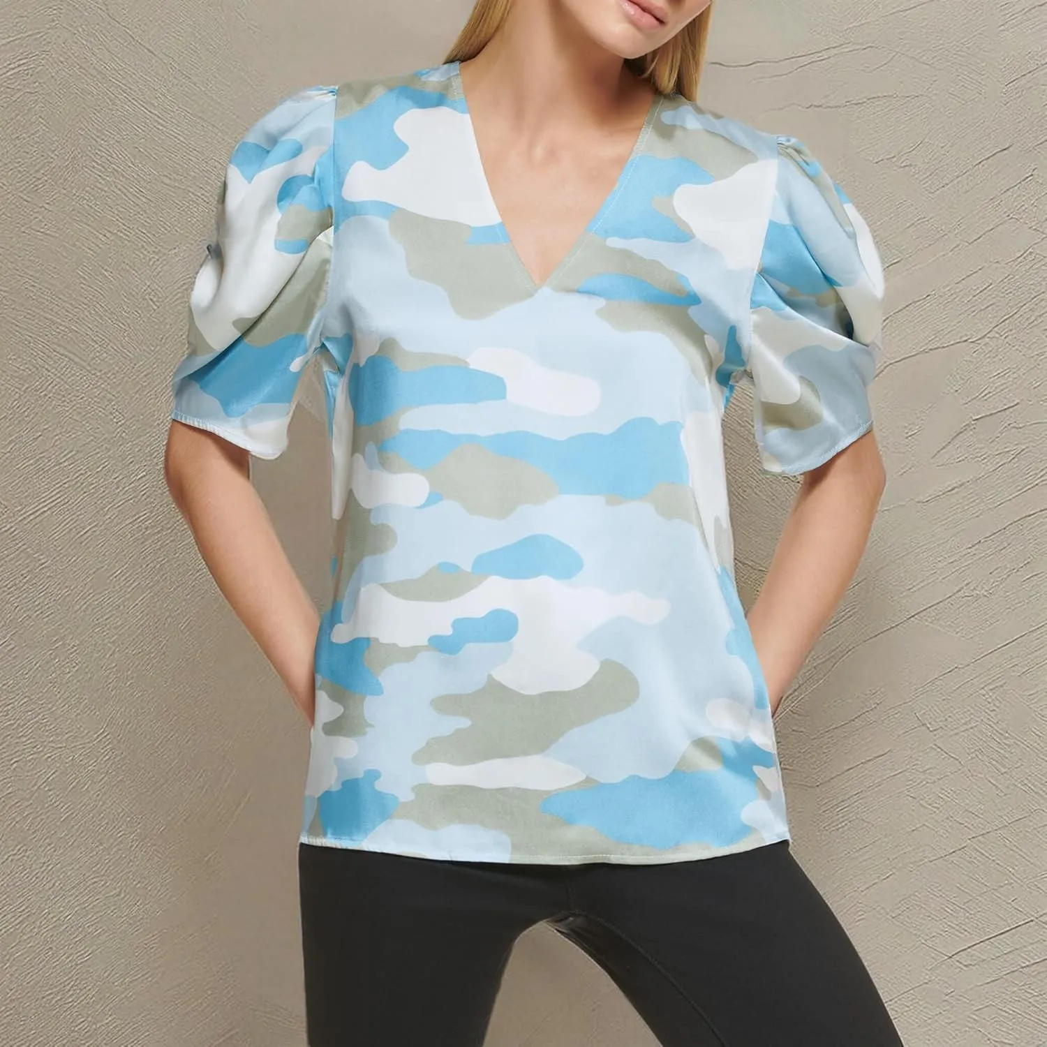 DKNY Women's Polished V-Neck Statement Sportswear Top