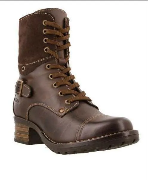 Martin boots with belt buckle