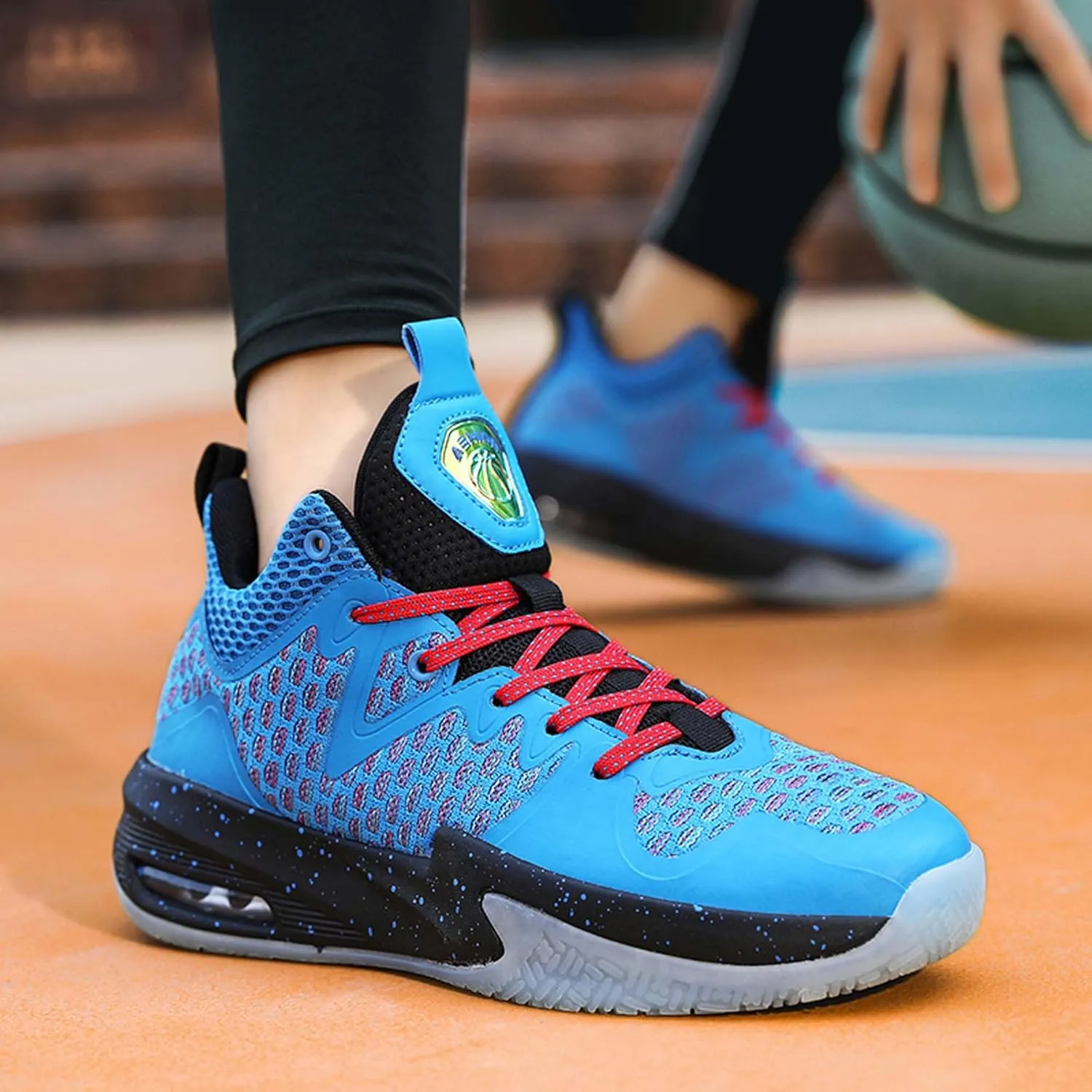 Mens White Lace Up Basketball Shoes Rubber Soles High Elasticity Running Shoes Comfortable and Breathable Badminton Sports Shoes Anti Slip and Wear Resistant Outdoor Hiking Shoes Fitness Shoes