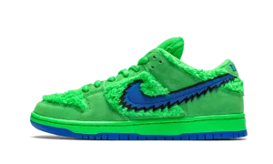 SB Dunk Low Grateful Dead Bears Green