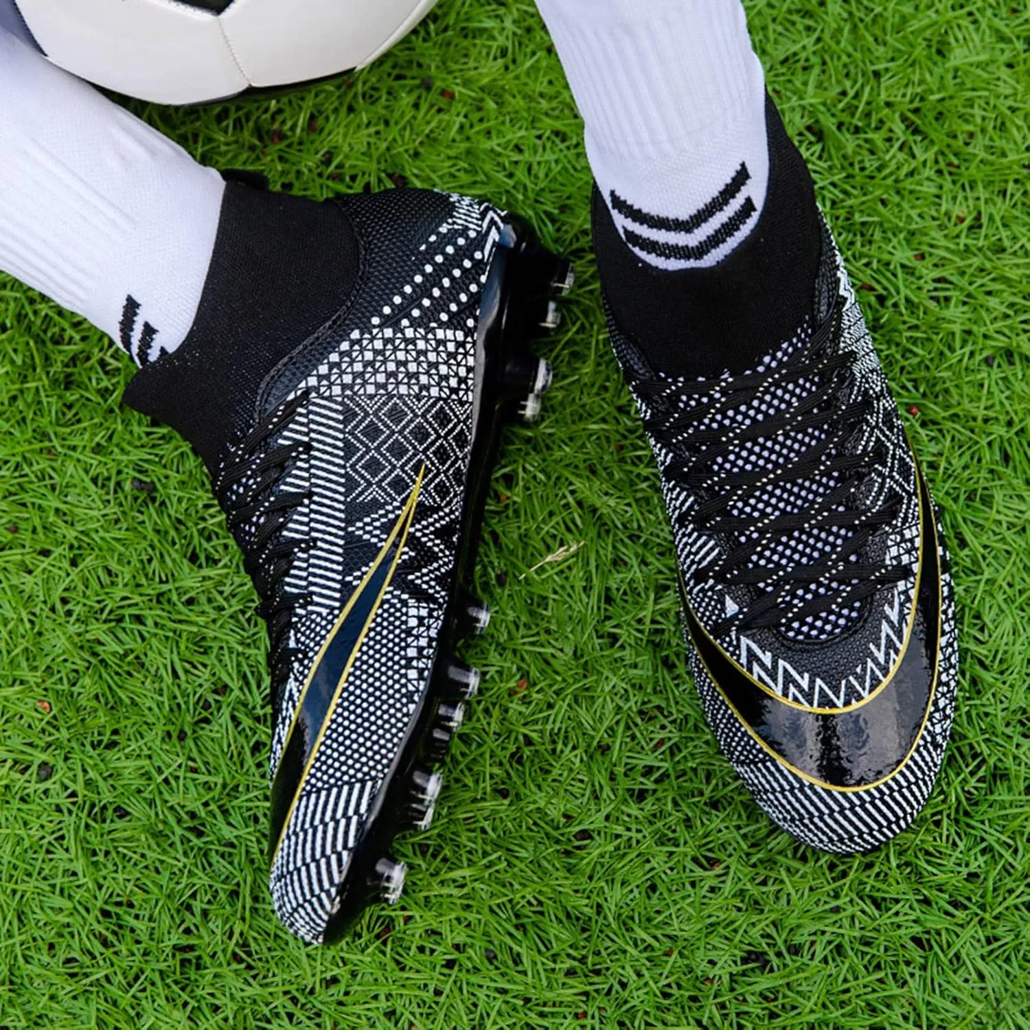 Soccer Cleats Mens,Casual High-top Lace-up Youth Football Cleats,Comfortable Non-Slip Fg/Ag Turf Soccer Shoes Men,for Soccer Cleats Boys/Training