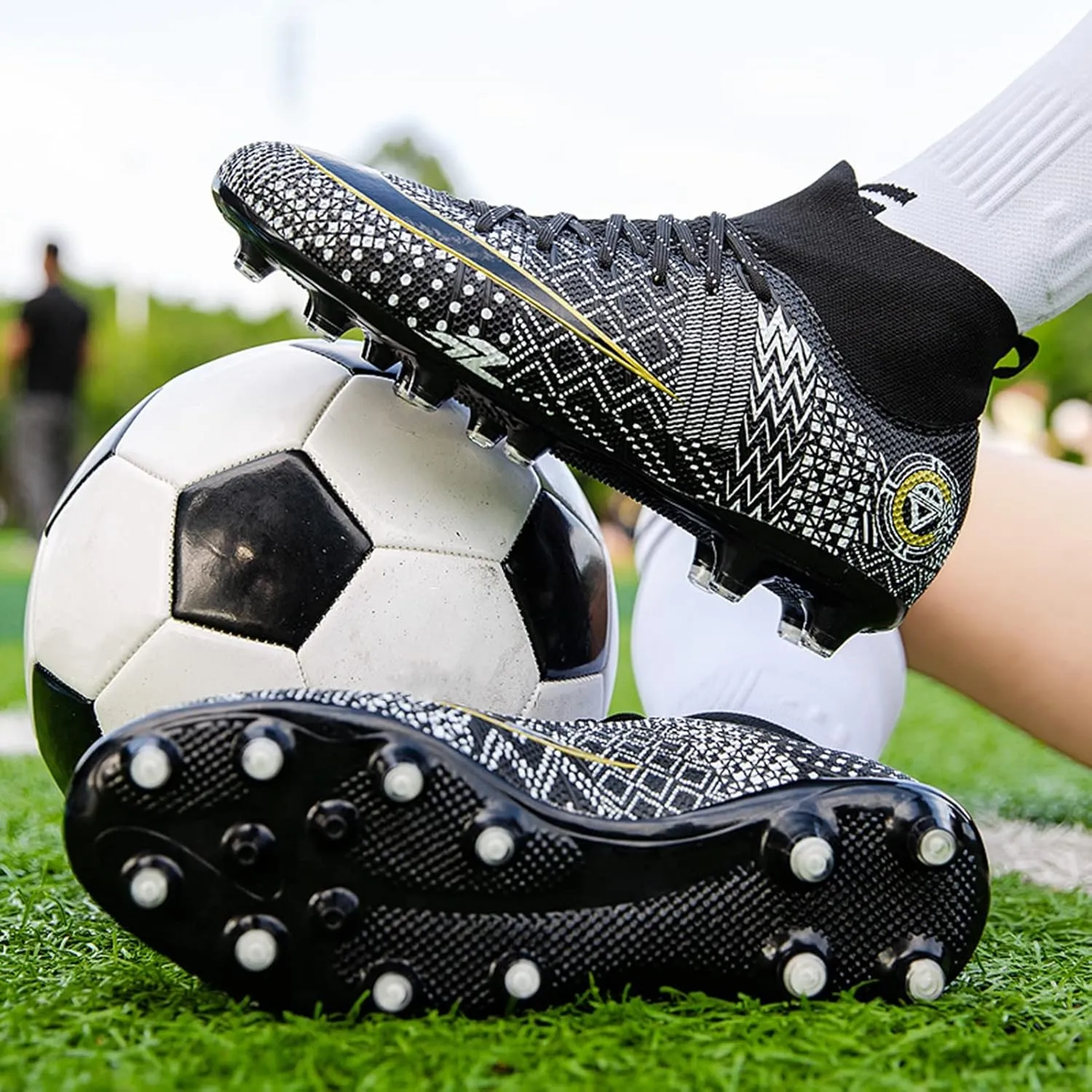 Soccer Cleats Mens,Casual High-top Lace-up Youth Football Cleats,Comfortable Non-Slip Fg/Ag Turf Soccer Shoes Men,for Soccer Cleats Boys/Training