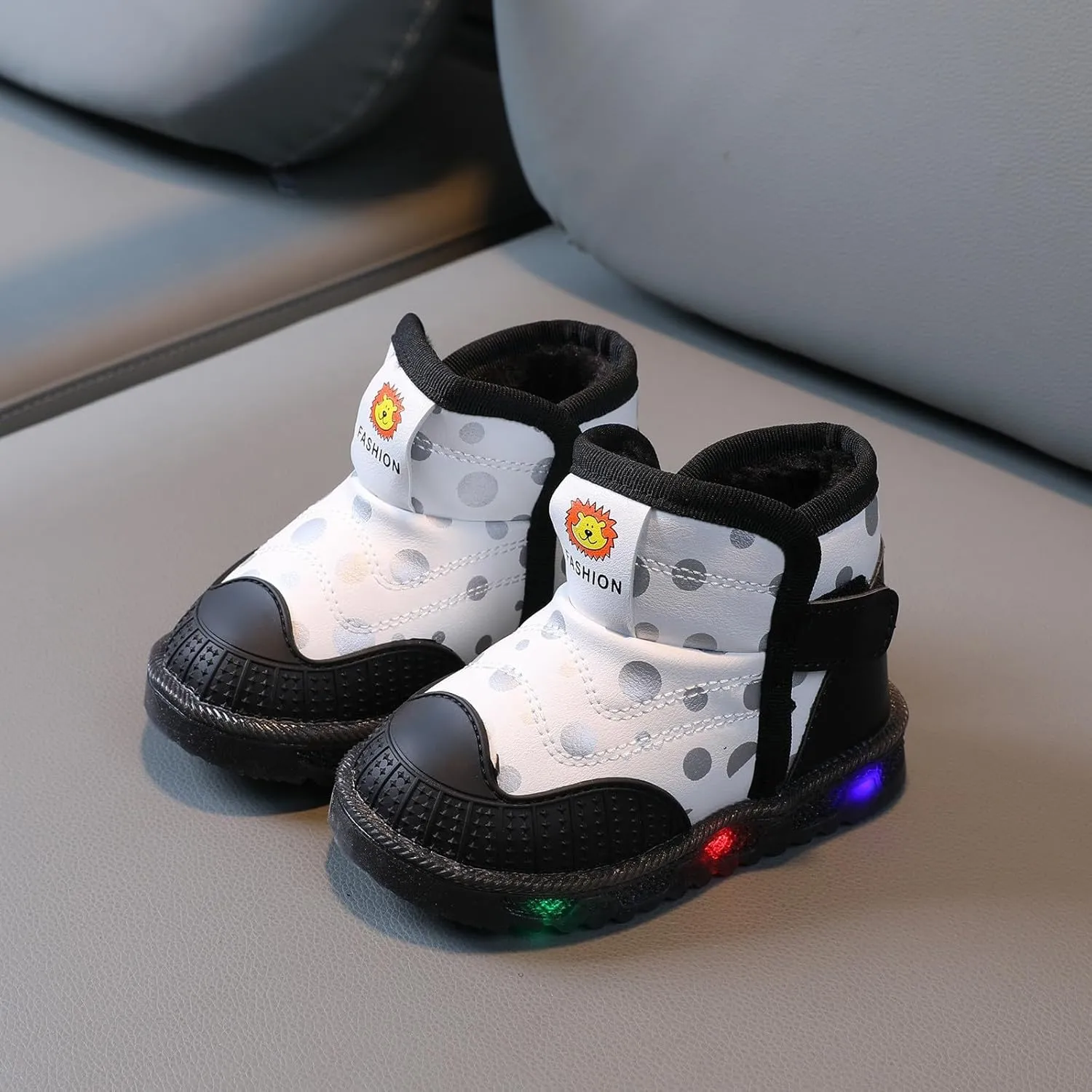 Toddler High Top Light Up Shoes for Girls Boys LED Soft Sole Breathable Lightweight Non Slip Running Sneakers