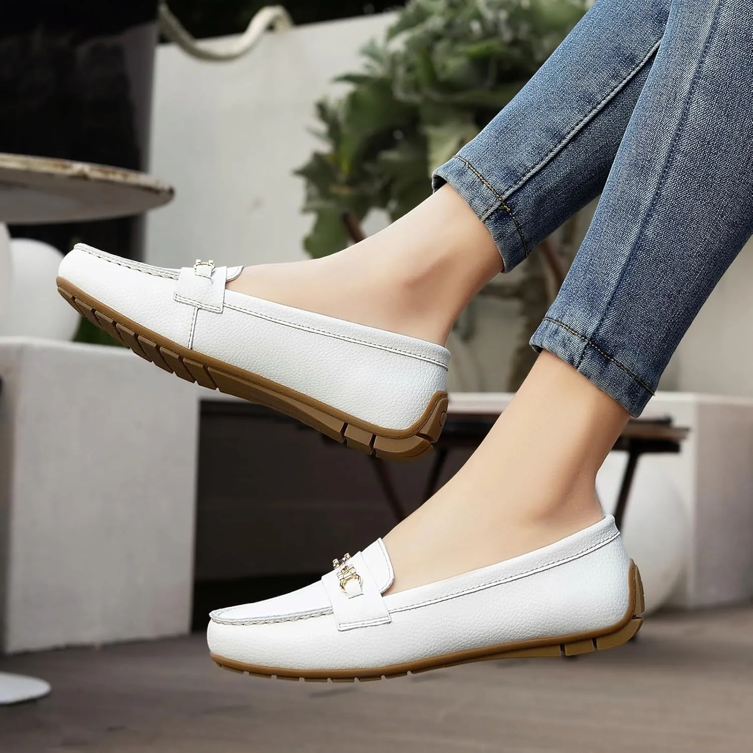 Women's Comfortable & Lightweight Leather Loafers Slip-Ons Driving Mocs Walking Shoes Cute Business Casual Dress Shoes Work Flats for Women