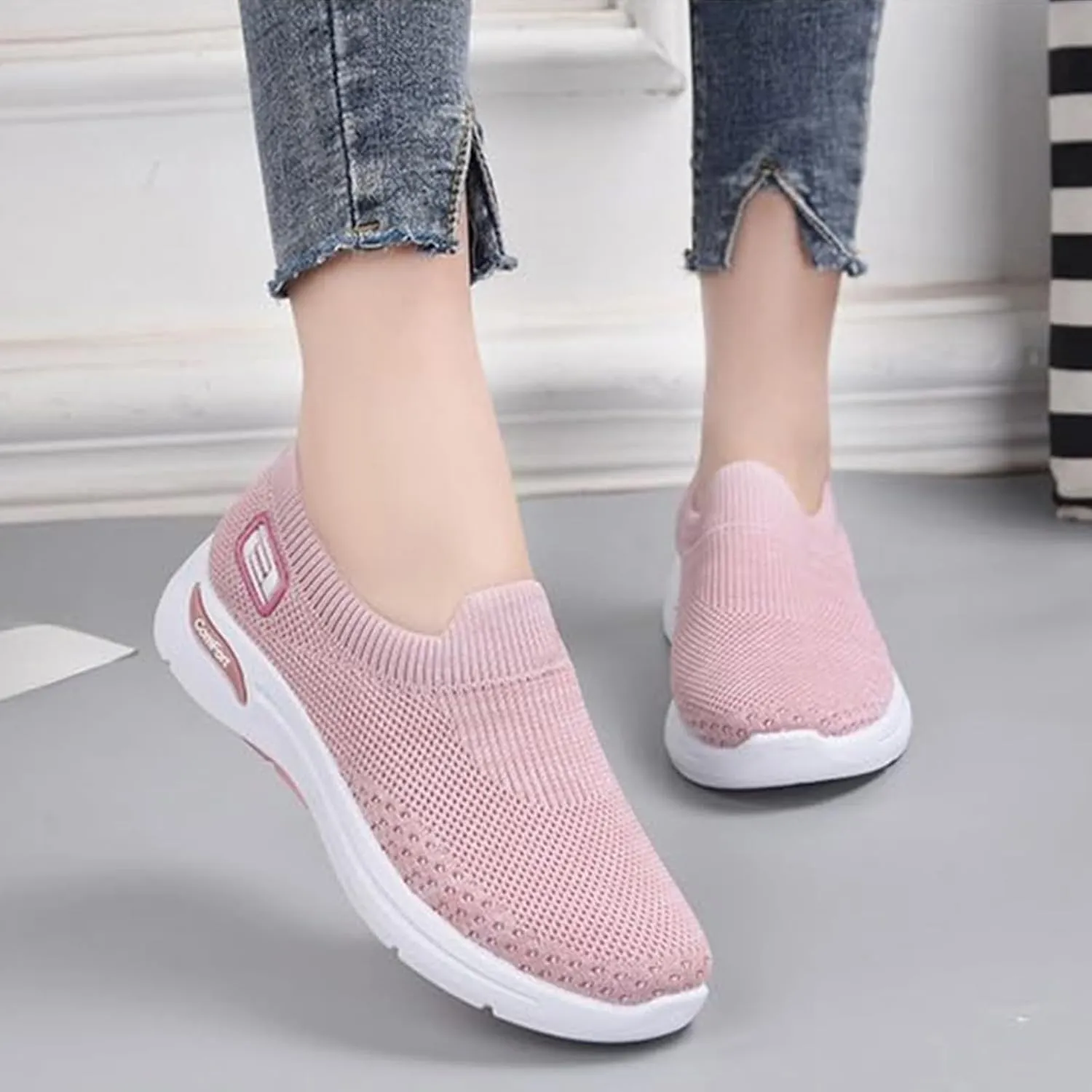 Womens Shoes Free Slip-Ins Relaxed Fit Sport Sneaker Comfortable Soft Sole Slip-On Loafers Tennis Shoes Breathable Fly Woven Mesh Sneakers