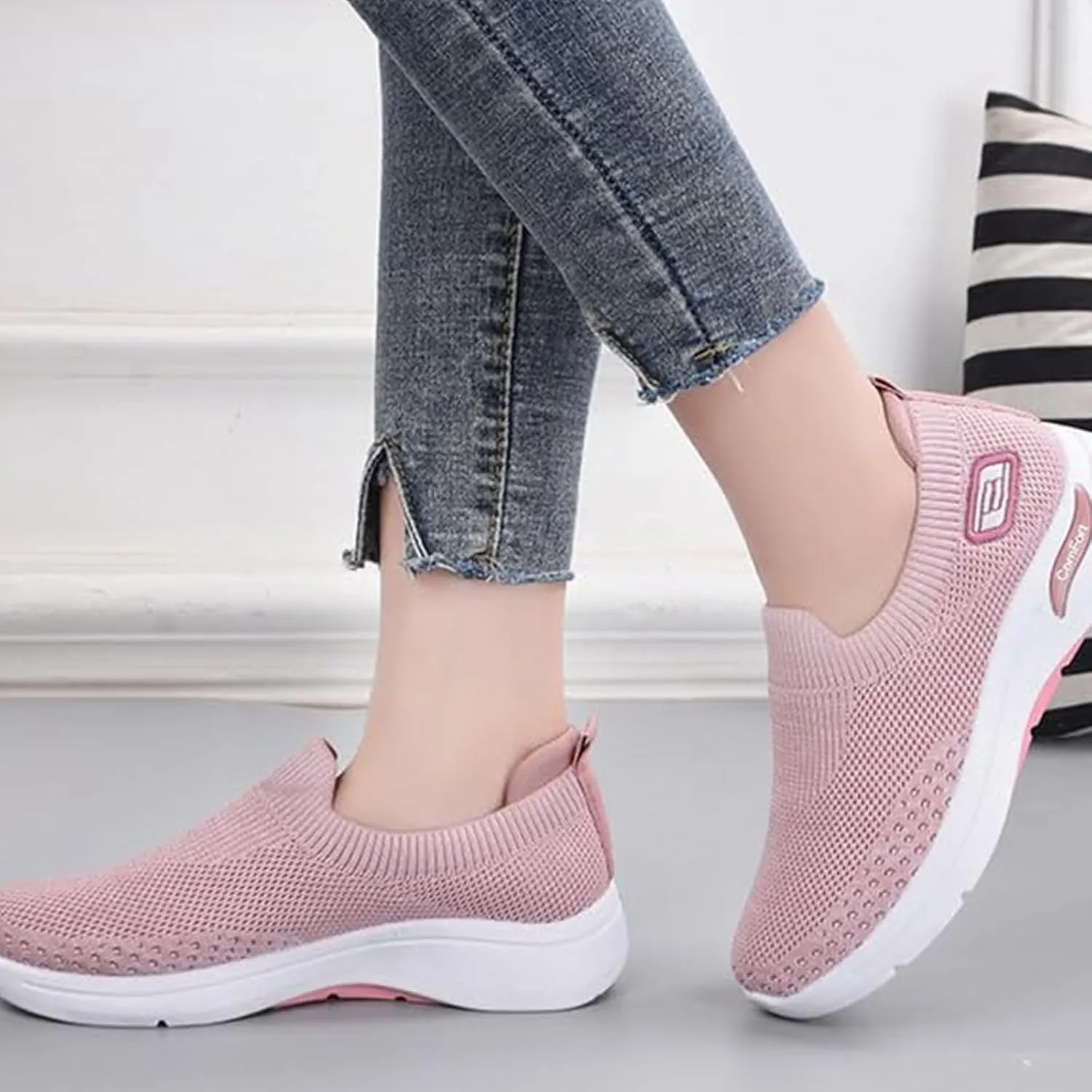 Womens Shoes Free Slip-Ins Relaxed Fit Sport Sneaker Comfortable Soft Sole Slip-On Loafers Tennis Shoes Breathable Fly Woven Mesh Sneakers